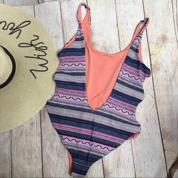 NEW Red Carter Cali Knotted Side 1 Piece Swimsuit Size 10 - Picture 11 of 15